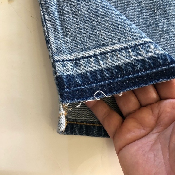 Old Navy Woman’s Mid-Rise Boyfriend Ankle Blue Denim Jeans Plus Size 26 - Picture 6 of 11